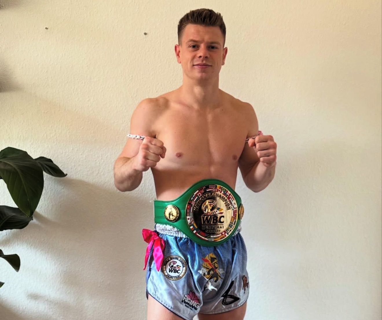 Martin Pranjkovic Claims WBC MuayThai German Middleweight Title with a TKO Victory